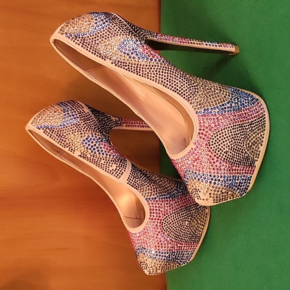 Womens Tan Heels With Multicolor Rhinestones